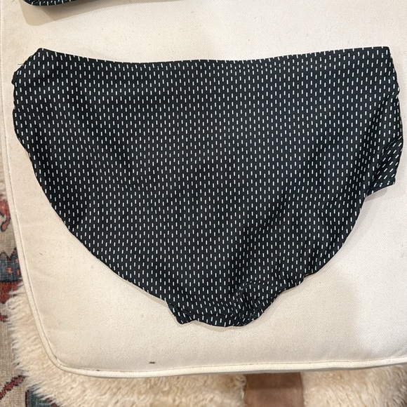 Albion fit check black bikini bottoms with extra fabric to tie on the side - Picture 7 of 7